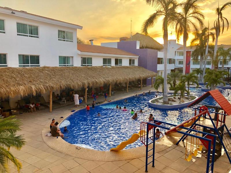 La Isla Huatulco酒店 外观 照片